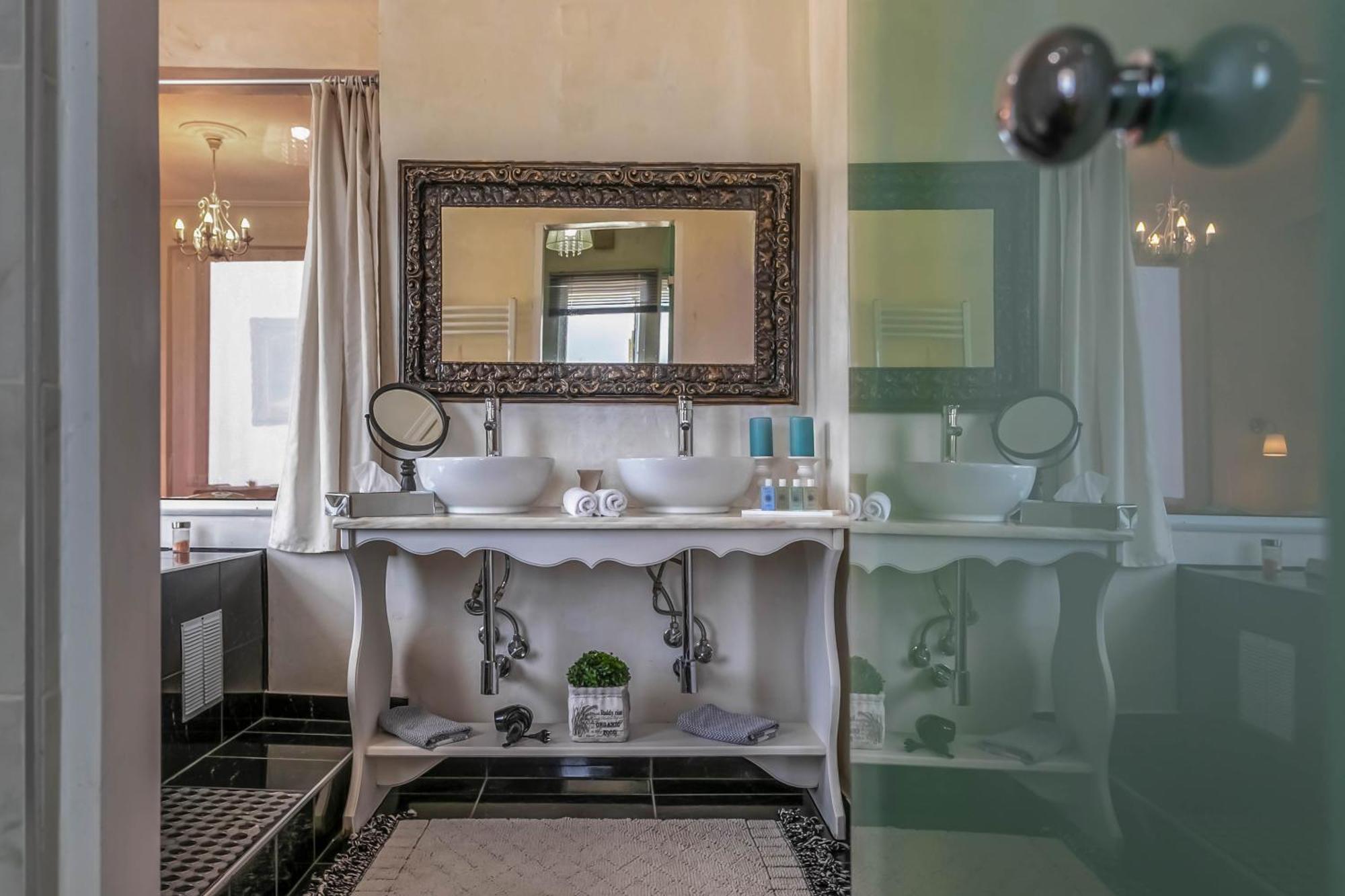 Panorama Suites & Spa - Adults Only Stómion 客房 照片
