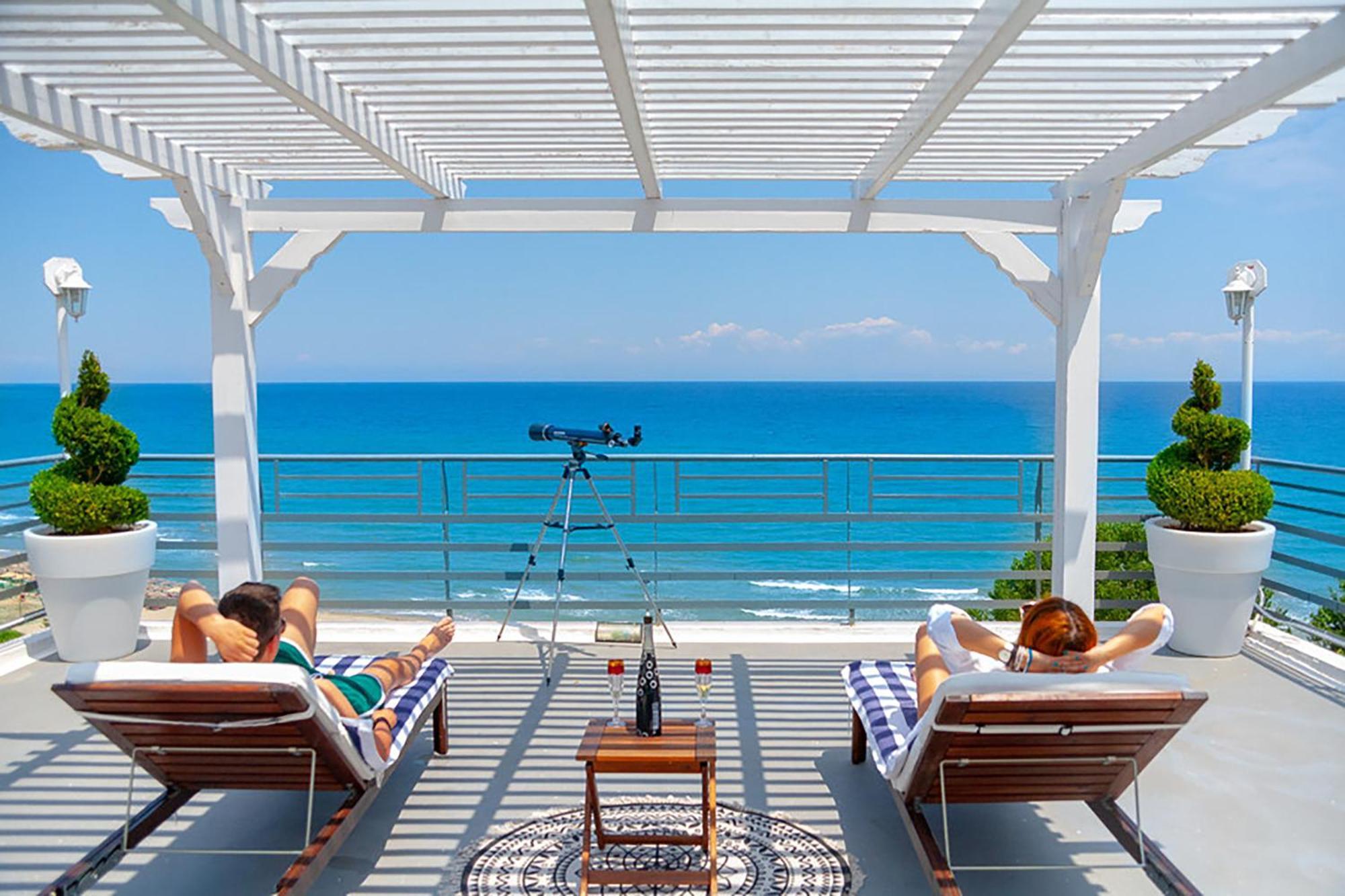 Panorama Suites & Spa - Adults Only Stómion 客房 照片