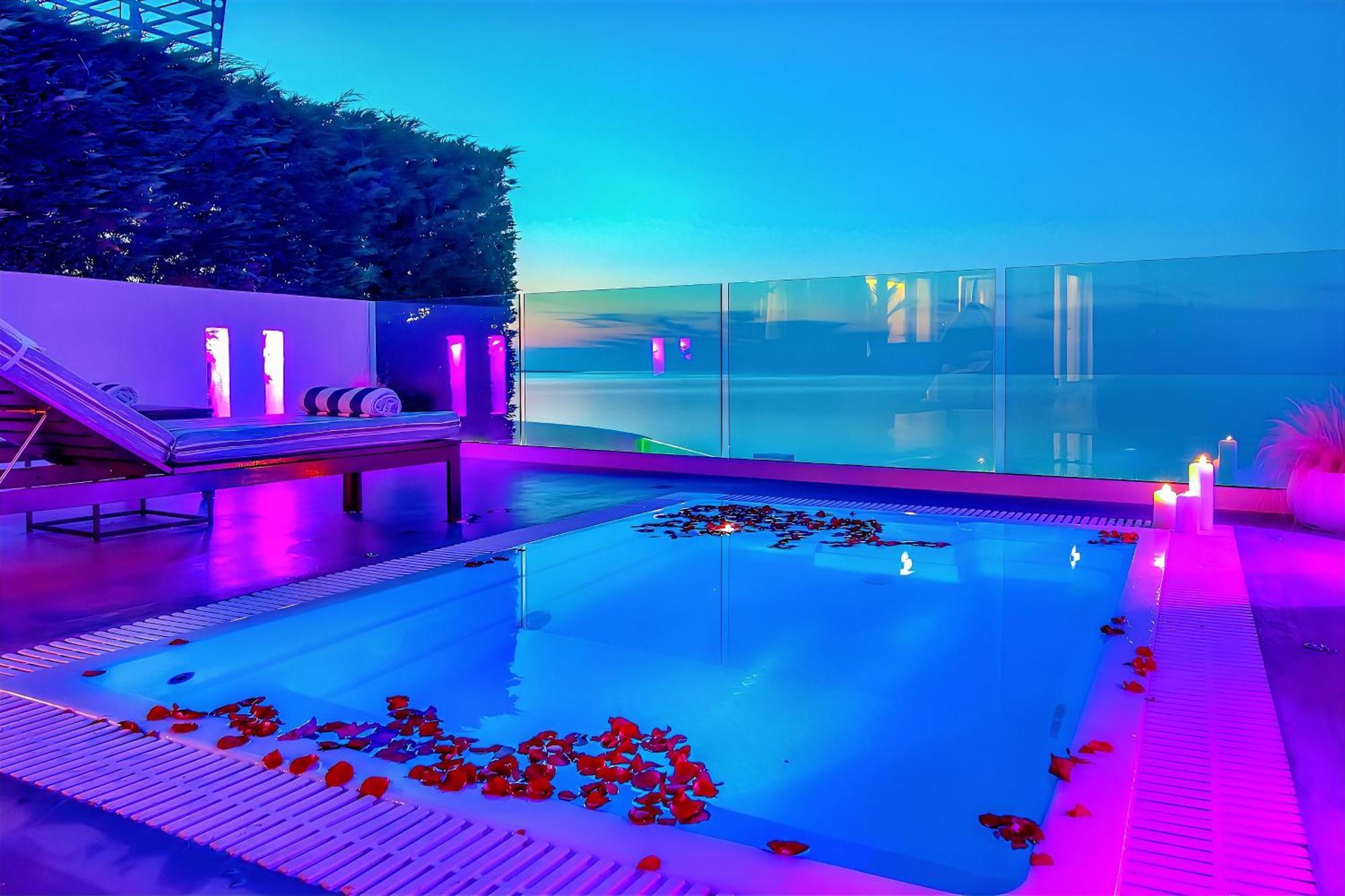 Panorama Suites & Spa - Adults Only Stómion 客房 照片