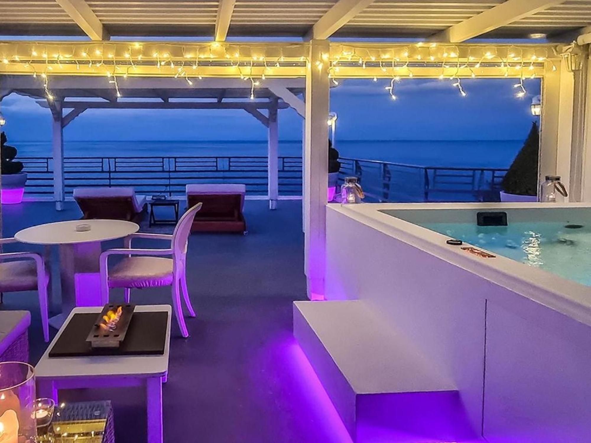 Panorama Suites & Spa - Adults Only Stómion 客房 照片